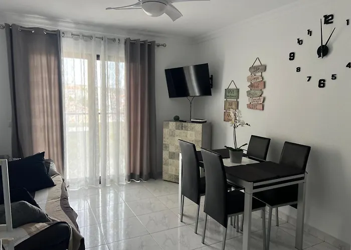 Castle Harbour 公寓 *