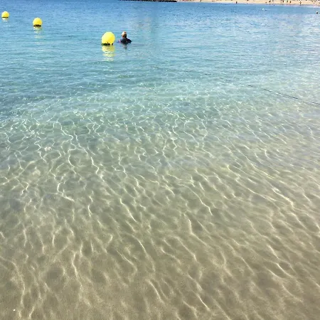 Daire Castle Harbour